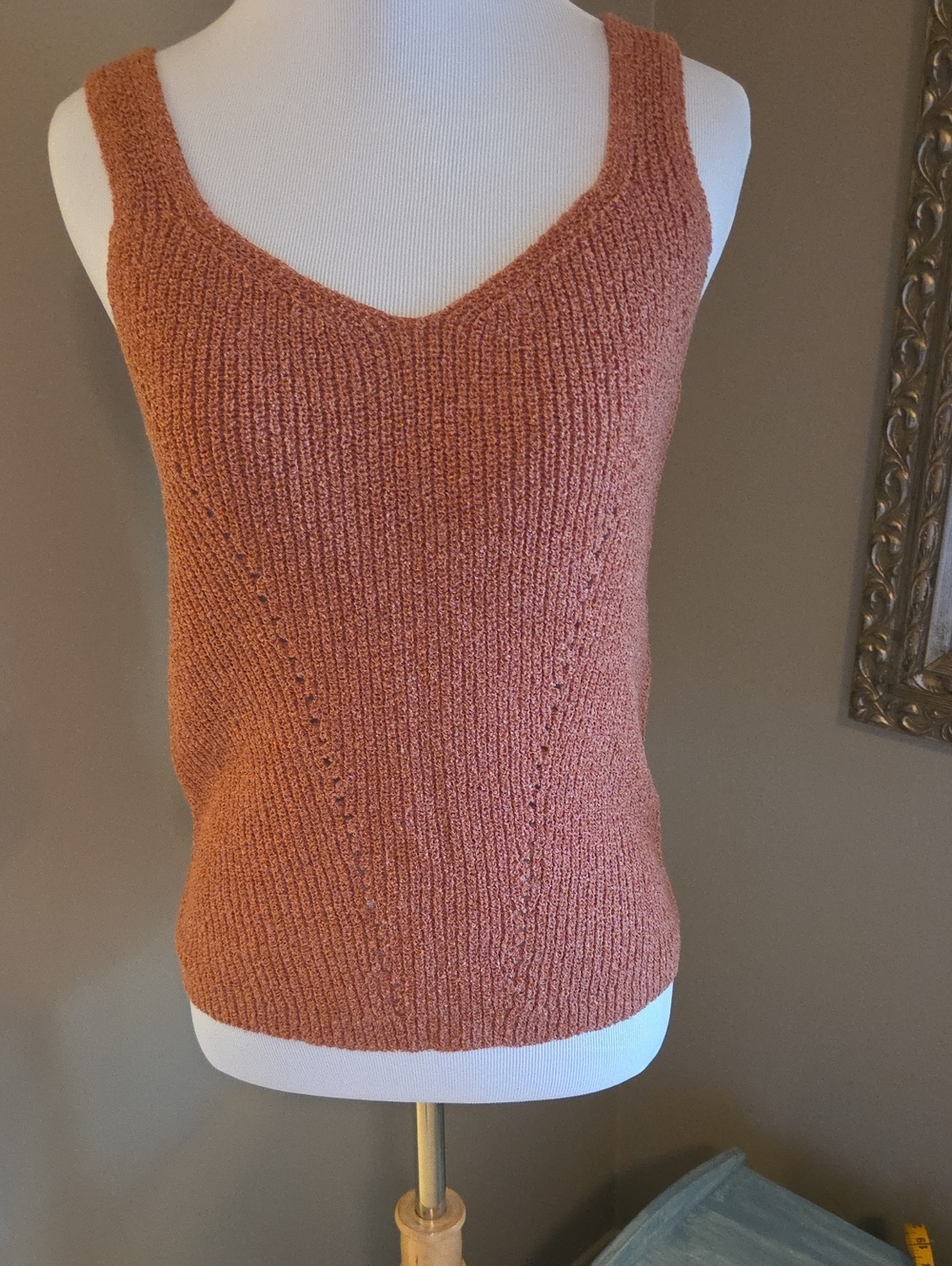Blu Pepper Rust Knit V-Neck Tank Top